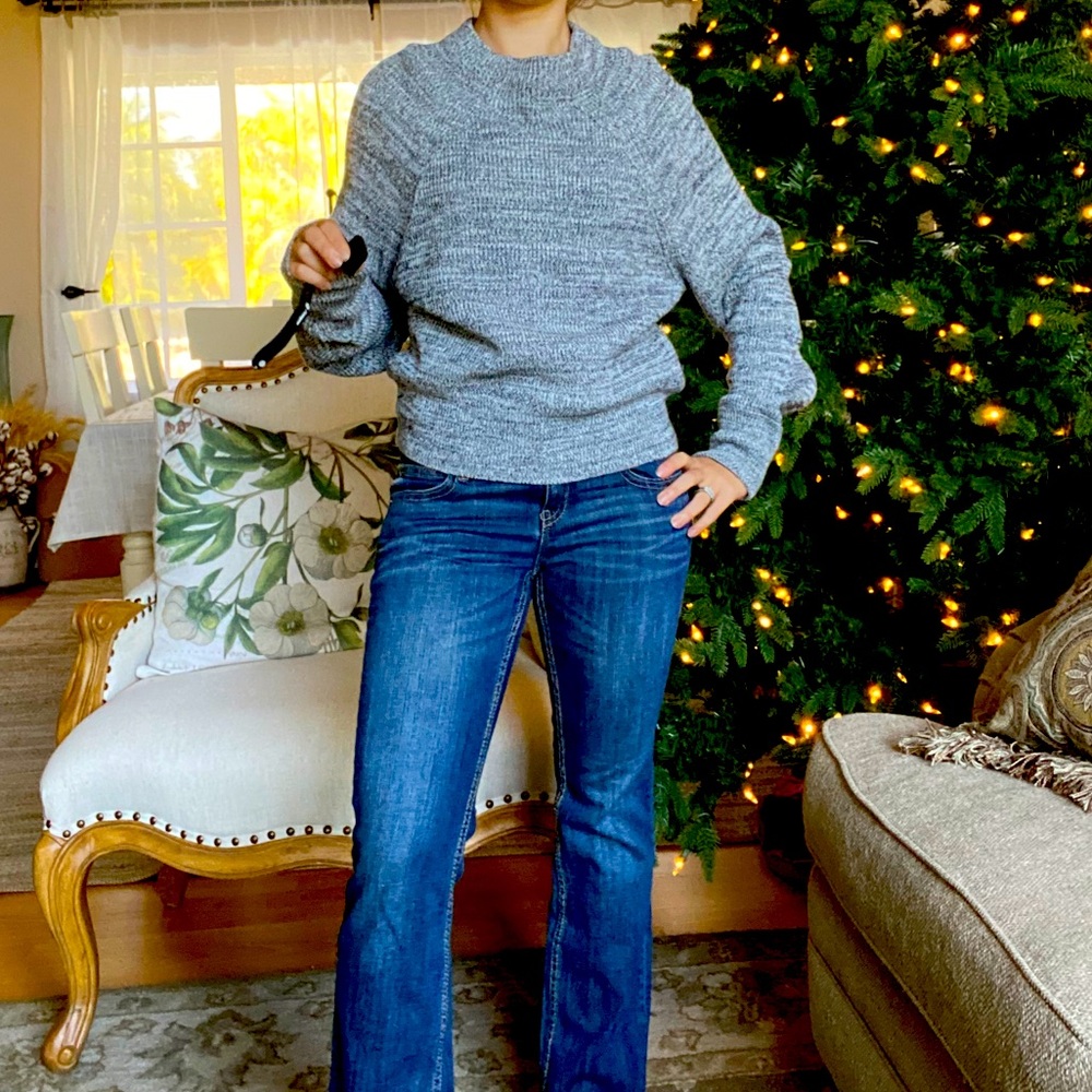XS grey/white sweater